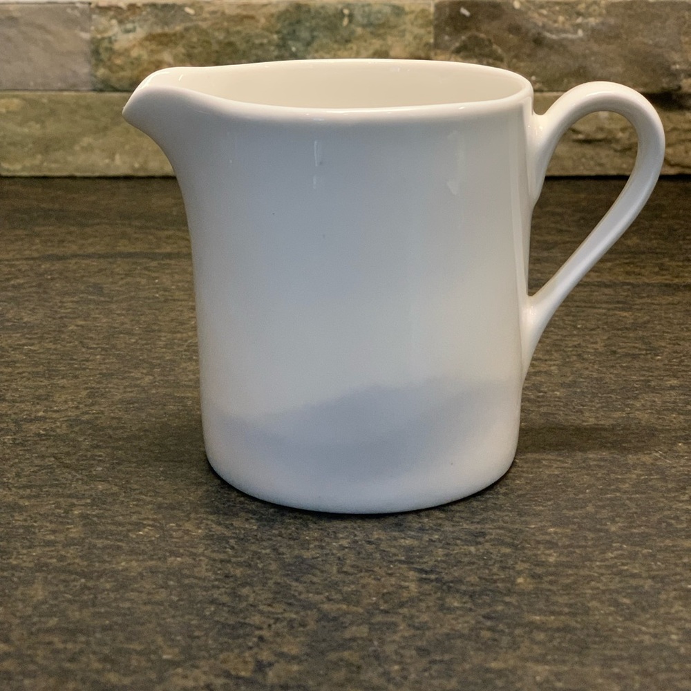 CULINARY ARTS | Endurabone| Fine Bone China Porcelain Creamer